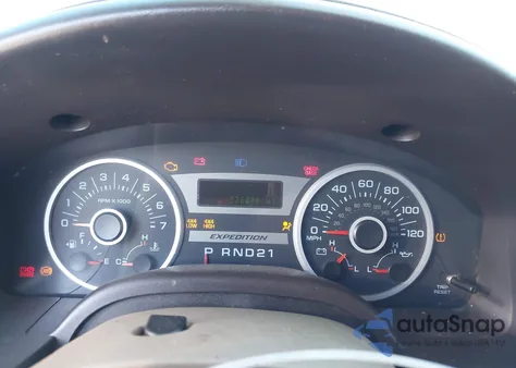 2005 Ford Expedition Eddie Bauer/King Ranch from USA, damaged, VIN 1FMFU18585LA40106